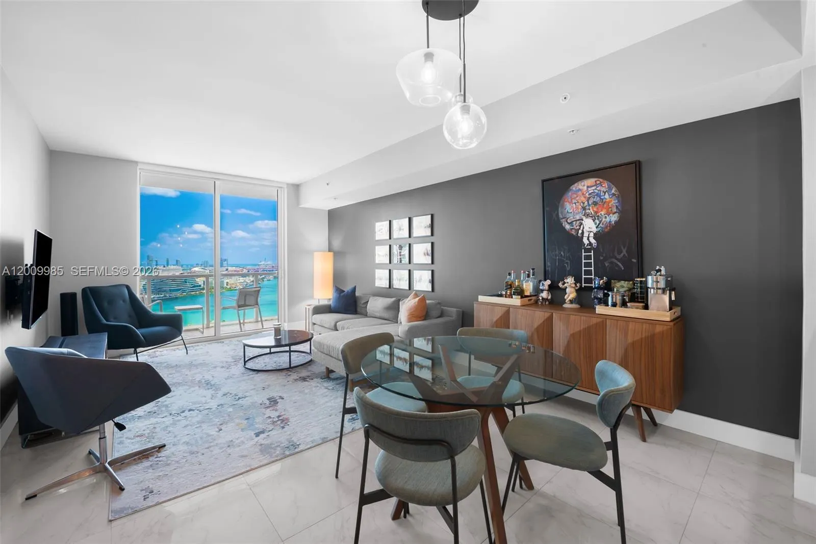 253 NE 2nd St # 2503, Miami FL 33132