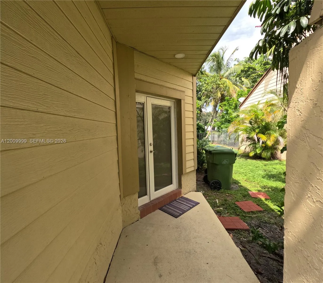 1211 SW 84th Ter # 1211, Pembroke Pines FL 33025