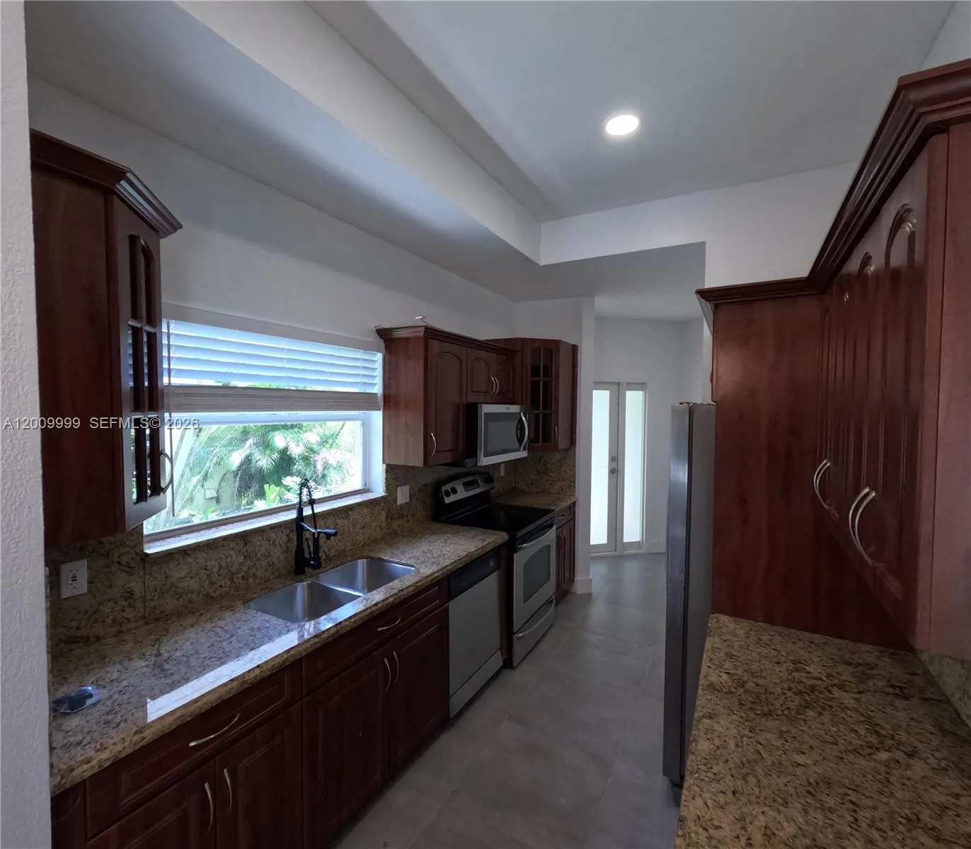 1211 SW 84th Ter # 1211, Pembroke Pines FL 33025