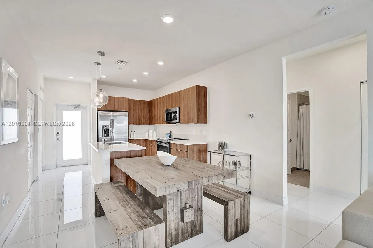 4725 NW 85th Ave # 38, Doral FL 33166