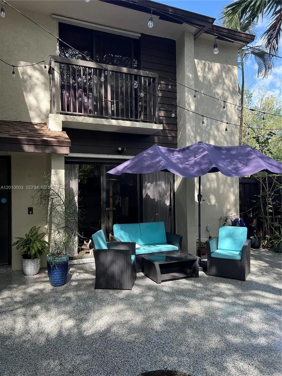 3357 Cocoplum Cir # 33133, Coconut Creek FL 33063