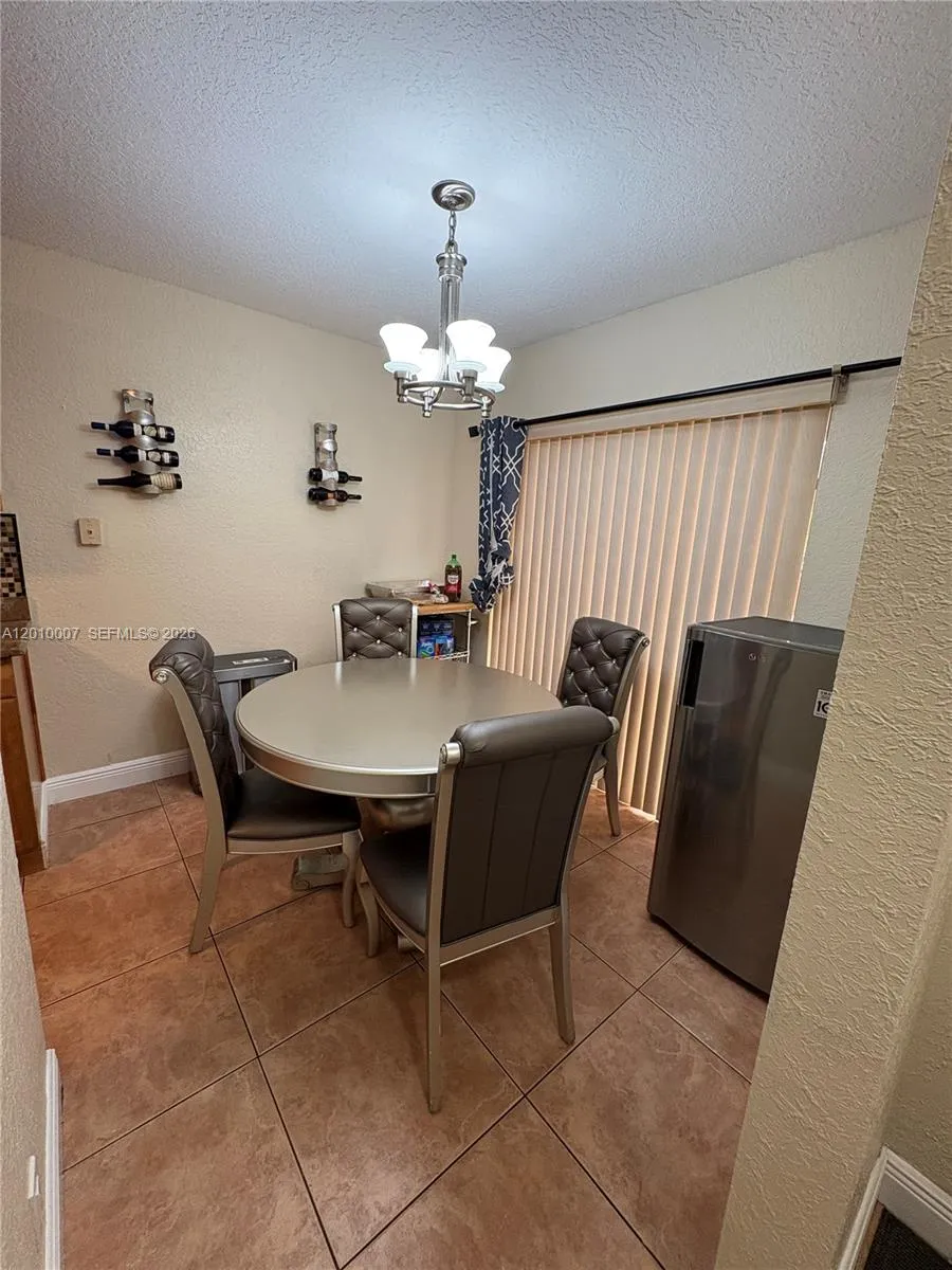 8905 NW 38th Dr # 4, Coral Springs FL 33065