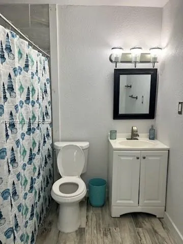 265 NW 80th St, Miami FL 33150