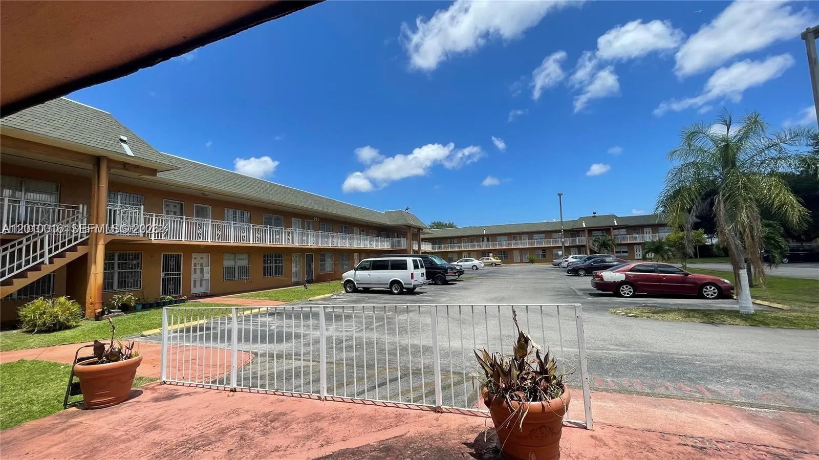 271 NW 177th  St # 104, Miami Gardens FL 33169