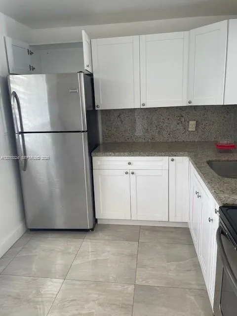 16450 Miami Dr # 704, North Miami Beach FL 33162