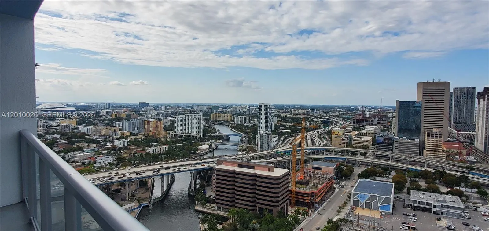 185 SW 7th St # 3309, Miami FL 33130