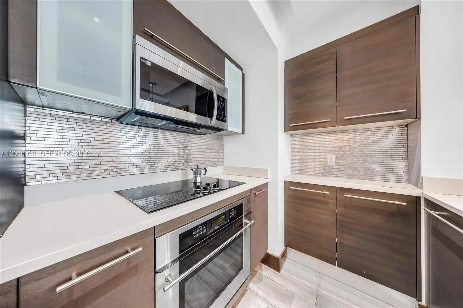500 Brickell Ave # 3707, Miami FL 33131