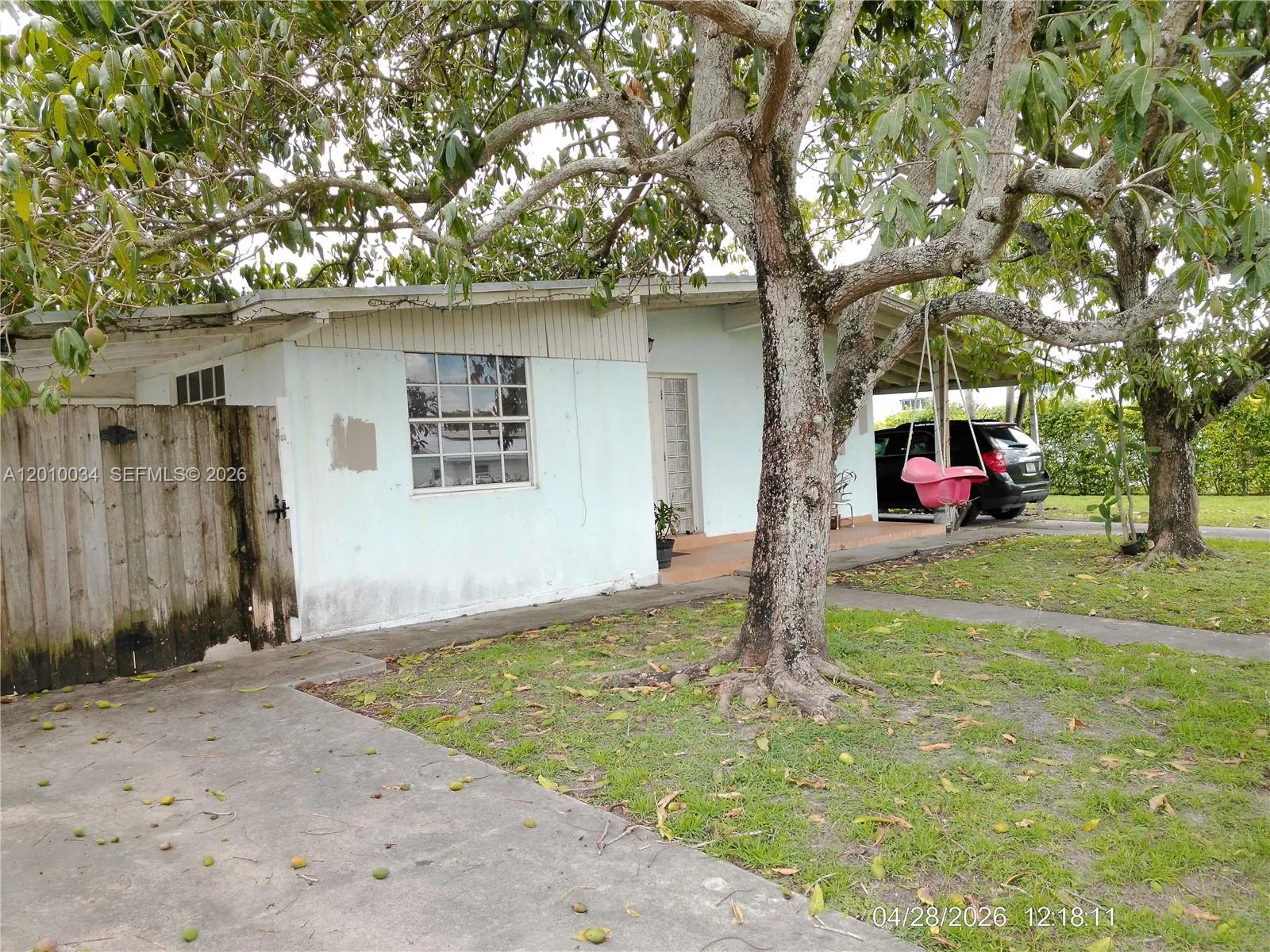 11412 SW 41st St, Miami FL 33165