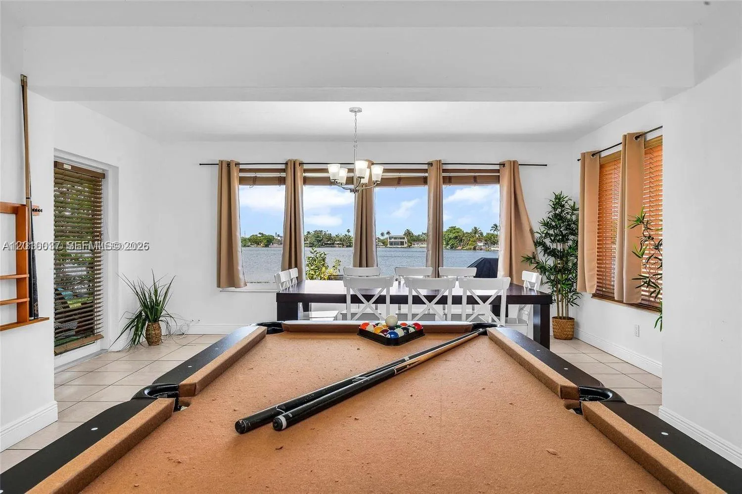 2501 NE 209th Ter, Miami FL 33180