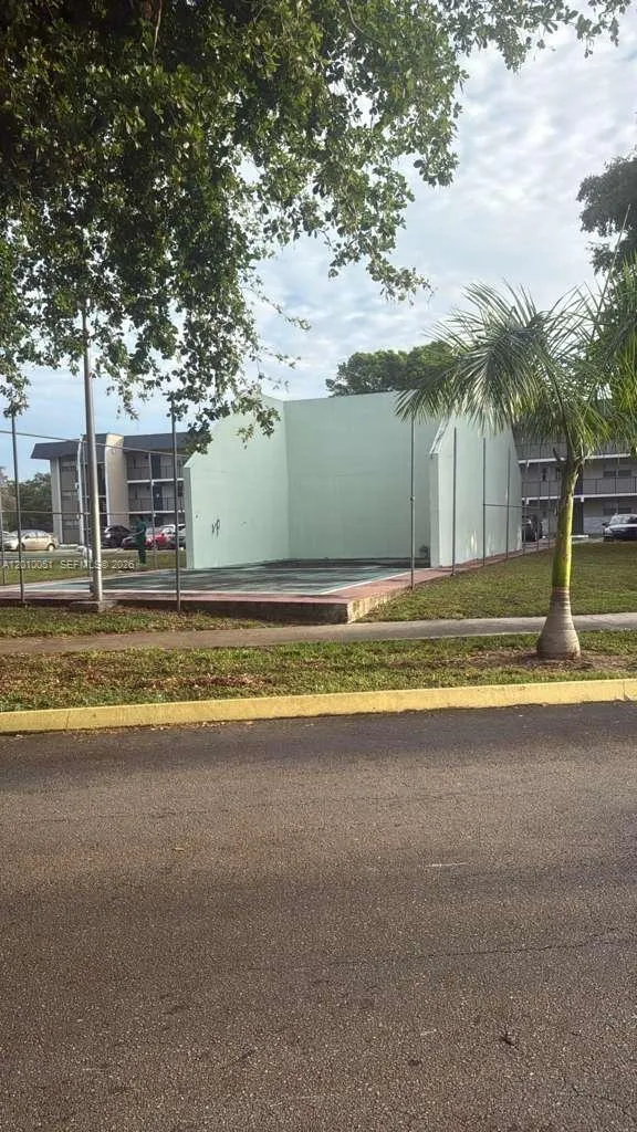 7910 N Colony Cir N # 101, Tamarac FL 33321