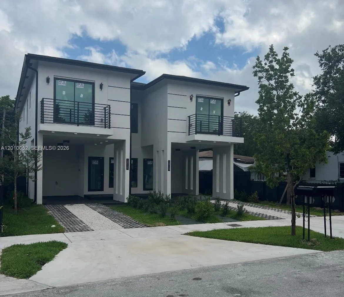 1818 NW 49th St, Miami FL 33142