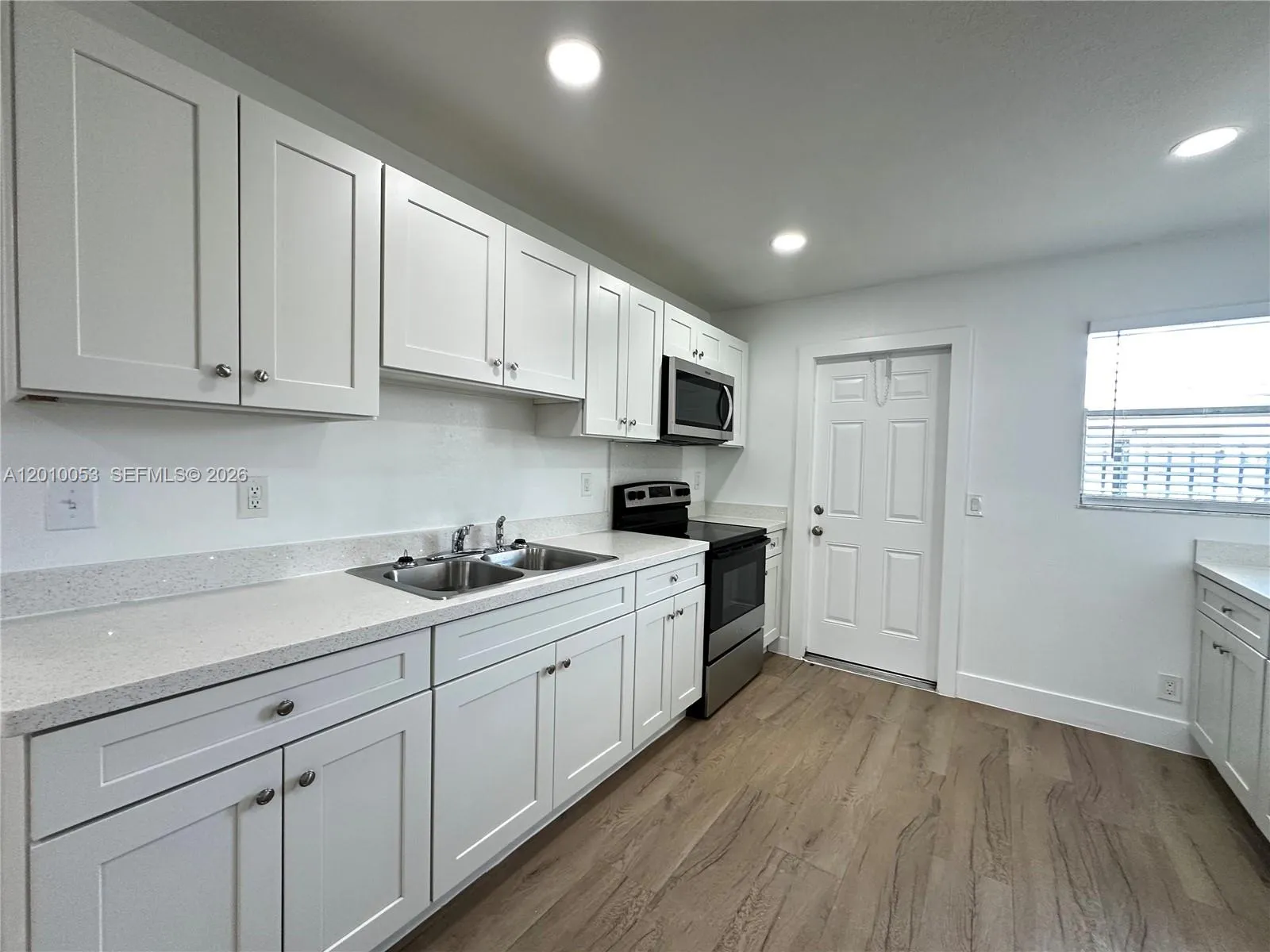 128 NW 2nd Ave # A, Hallandale Beach FL 33009