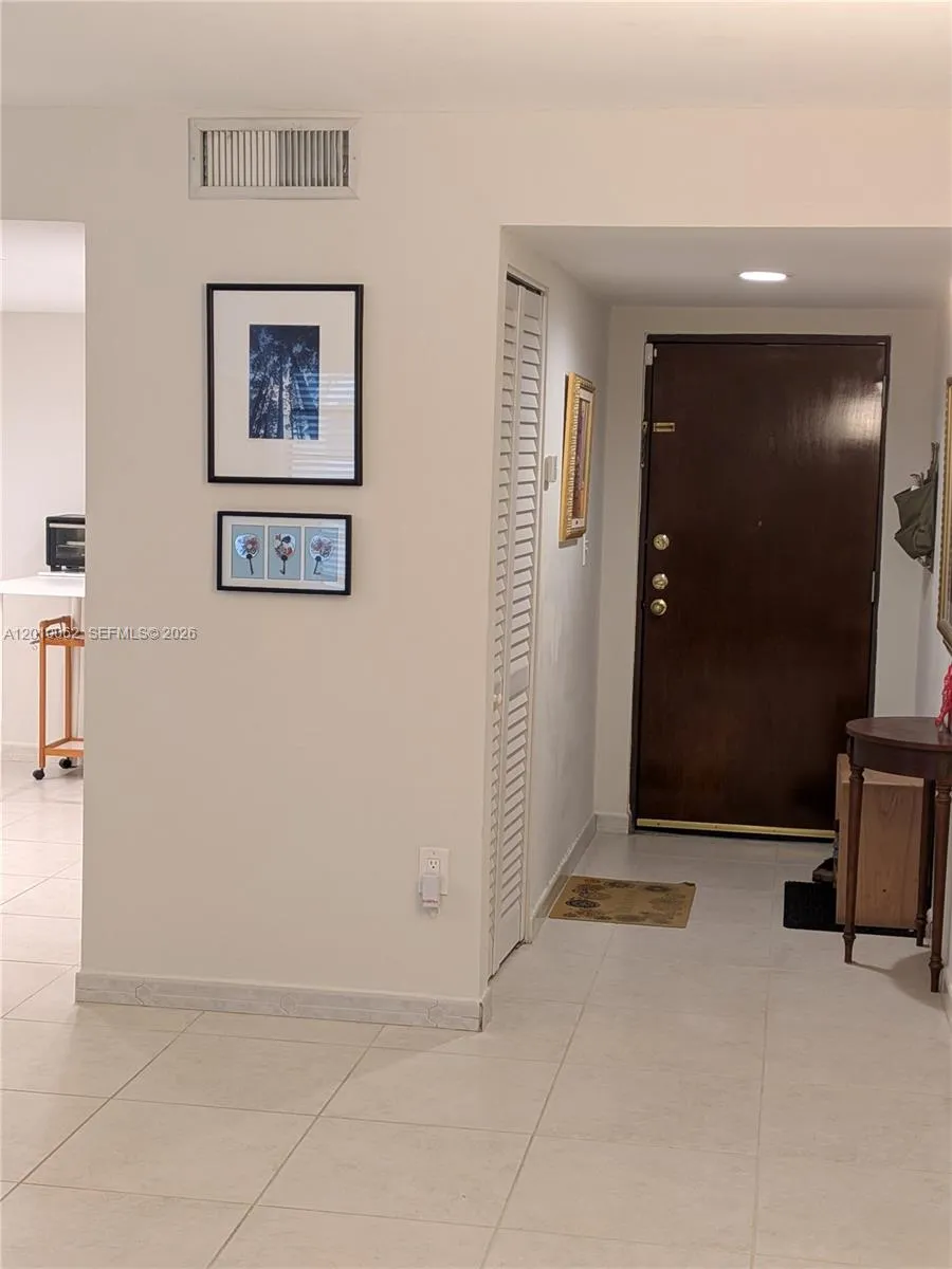 9030 SW 125th Ave # E206, Miami FL 33186