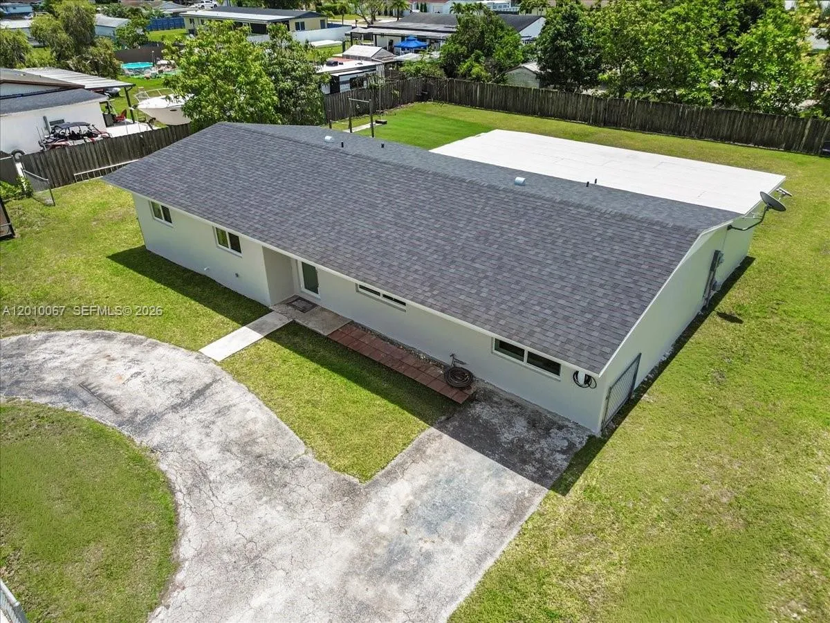 16380 SW 278th St, Homestead FL 33031