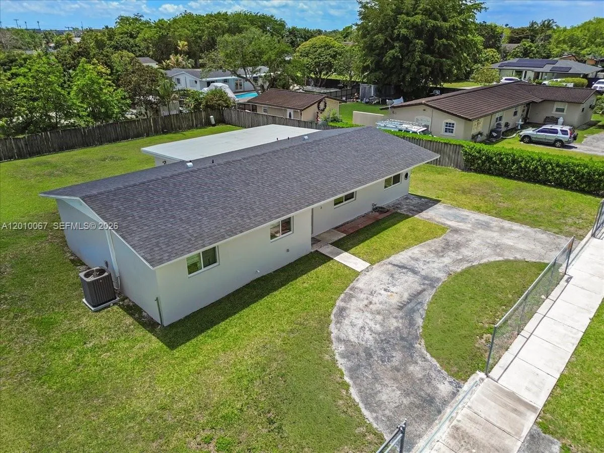 16380 SW 278th St, Homestead FL 33031