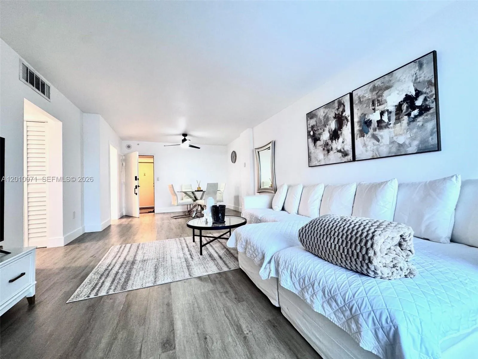 400 Kings Point Dr # 1224, Sunny Isles Beach FL 33160