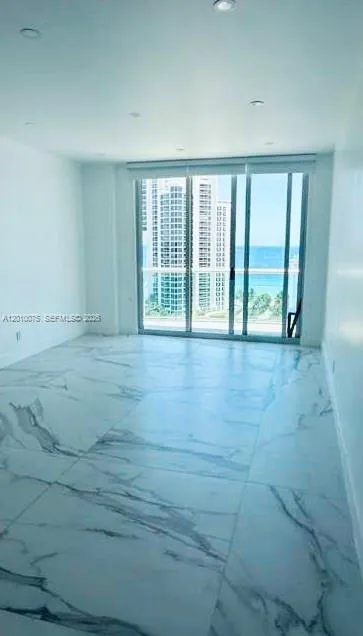 19370 Collins Ave # 3, Sunny Isles Beach FL 33160