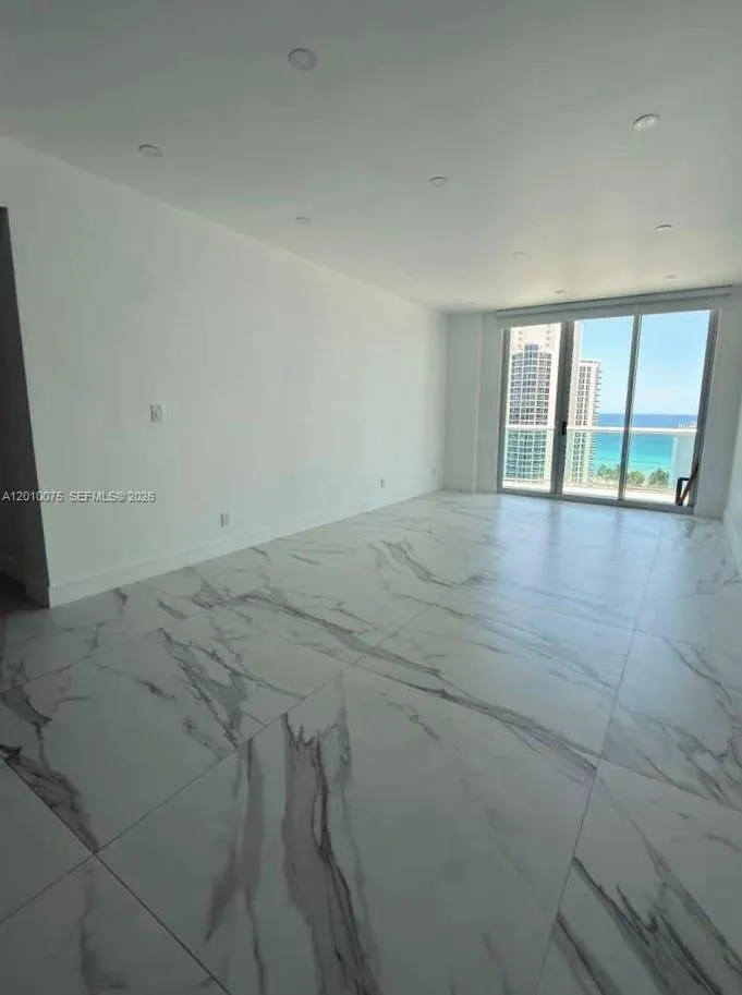 19370 Collins Ave # 3, Sunny Isles Beach FL 33160