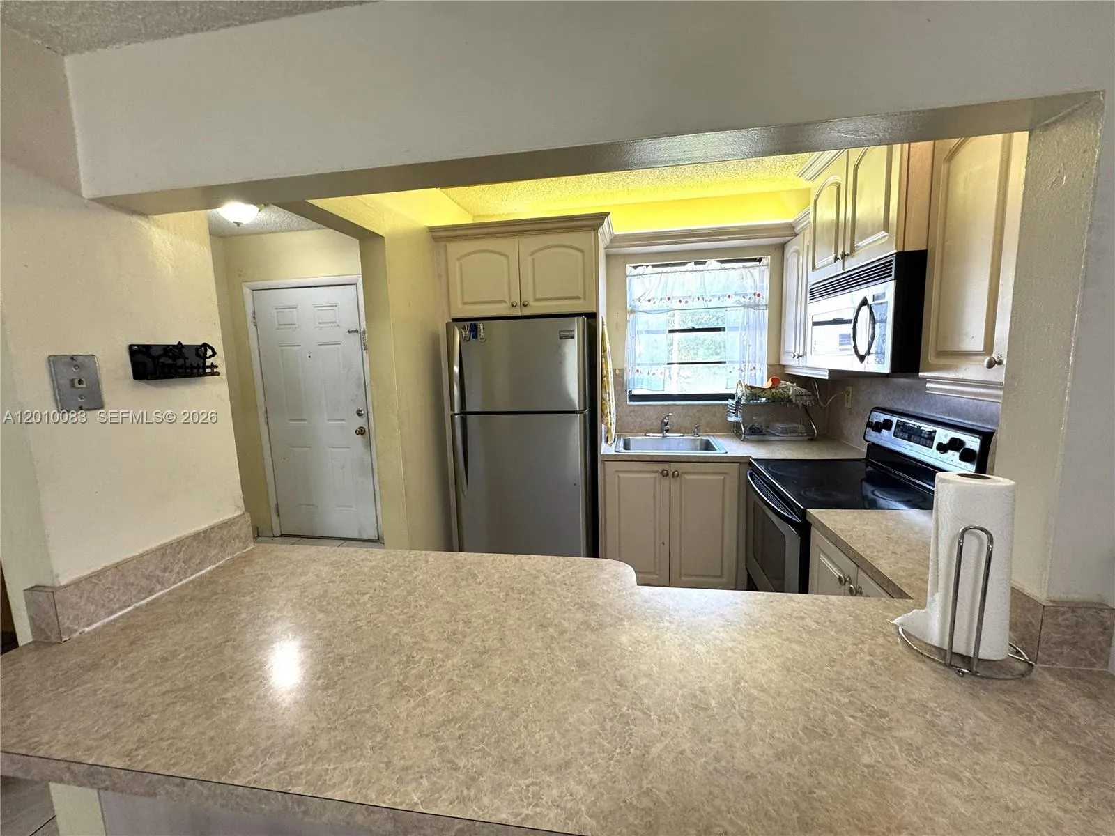 2260 W 53rd Pl # 7, Hialeah FL 33016