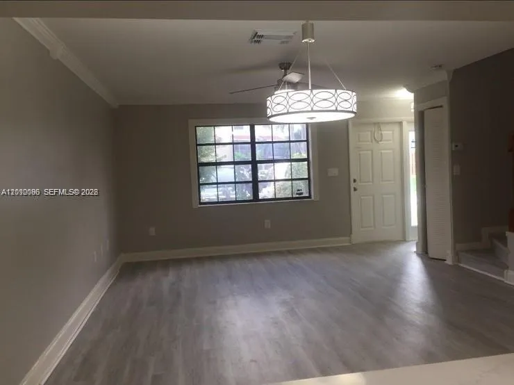 9894 Hammocks Blvd # 55, Miami FL 33196