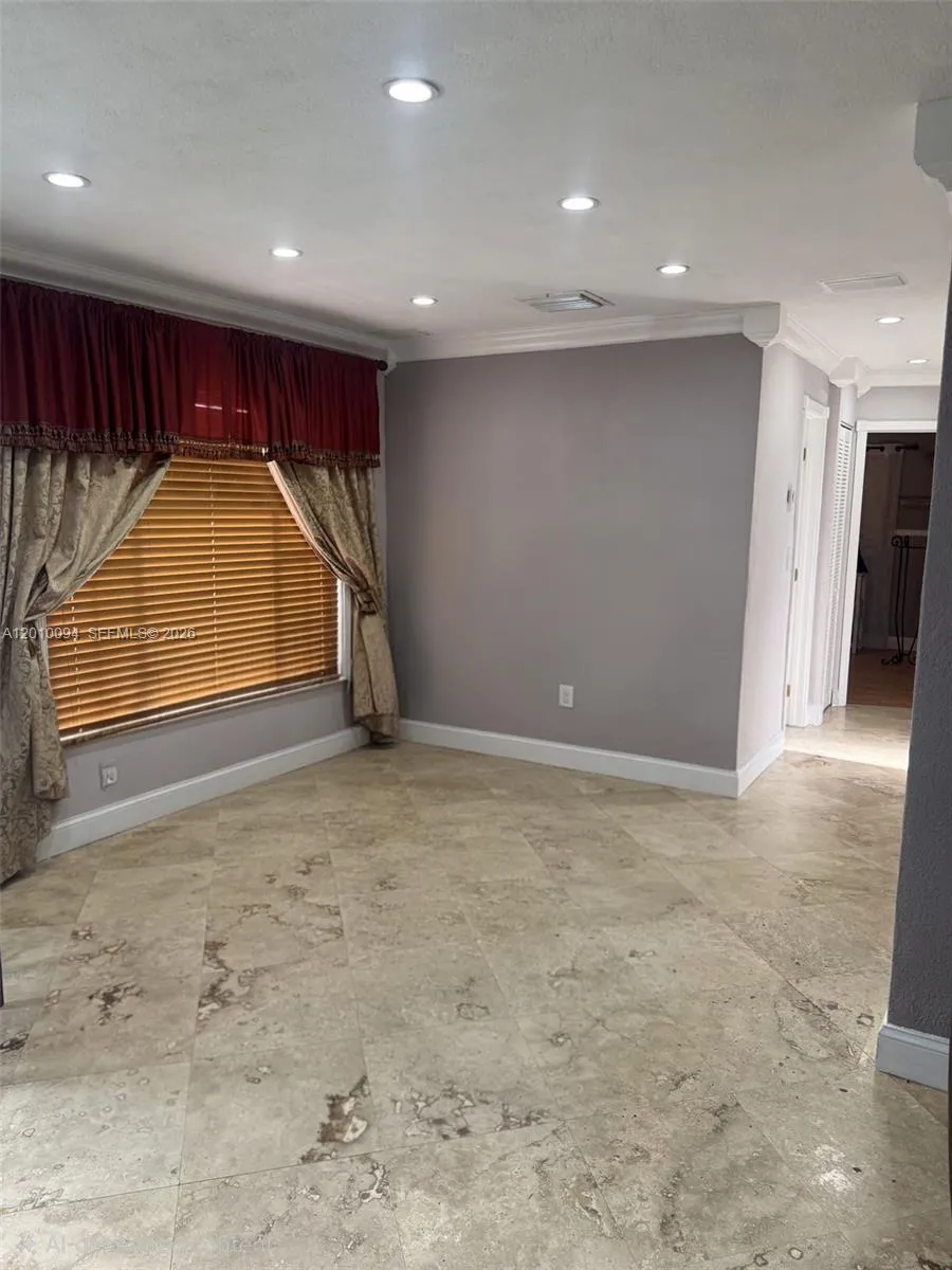 18610 NW 47th Ct # 18610, Miami Gardens FL 33055