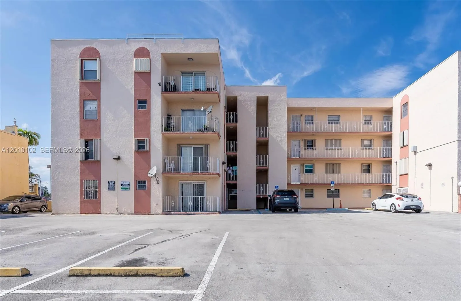 6820 W Flagler St # 310, Miami FL 33144