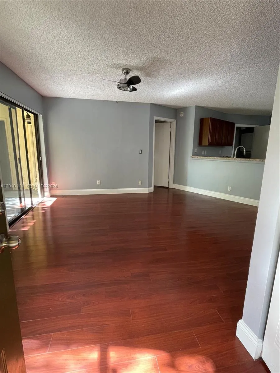 9999 Summerbreeze Dr # 717, Sunrise FL 33322