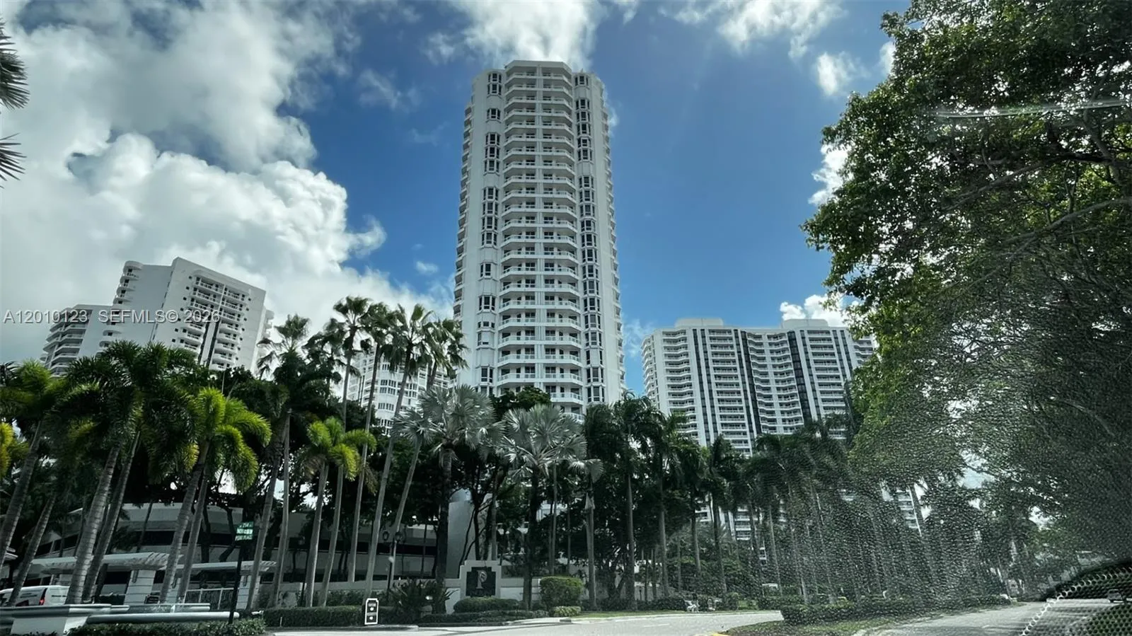 21150 Point Pl # 1202, Aventura FL 33180