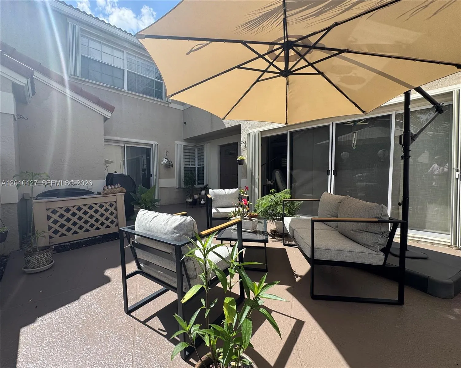 11004 Neptune Dr, Cooper City FL 33026
