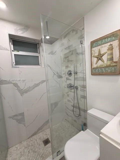 1043 NW 2nd St # 3, Miami FL 33128