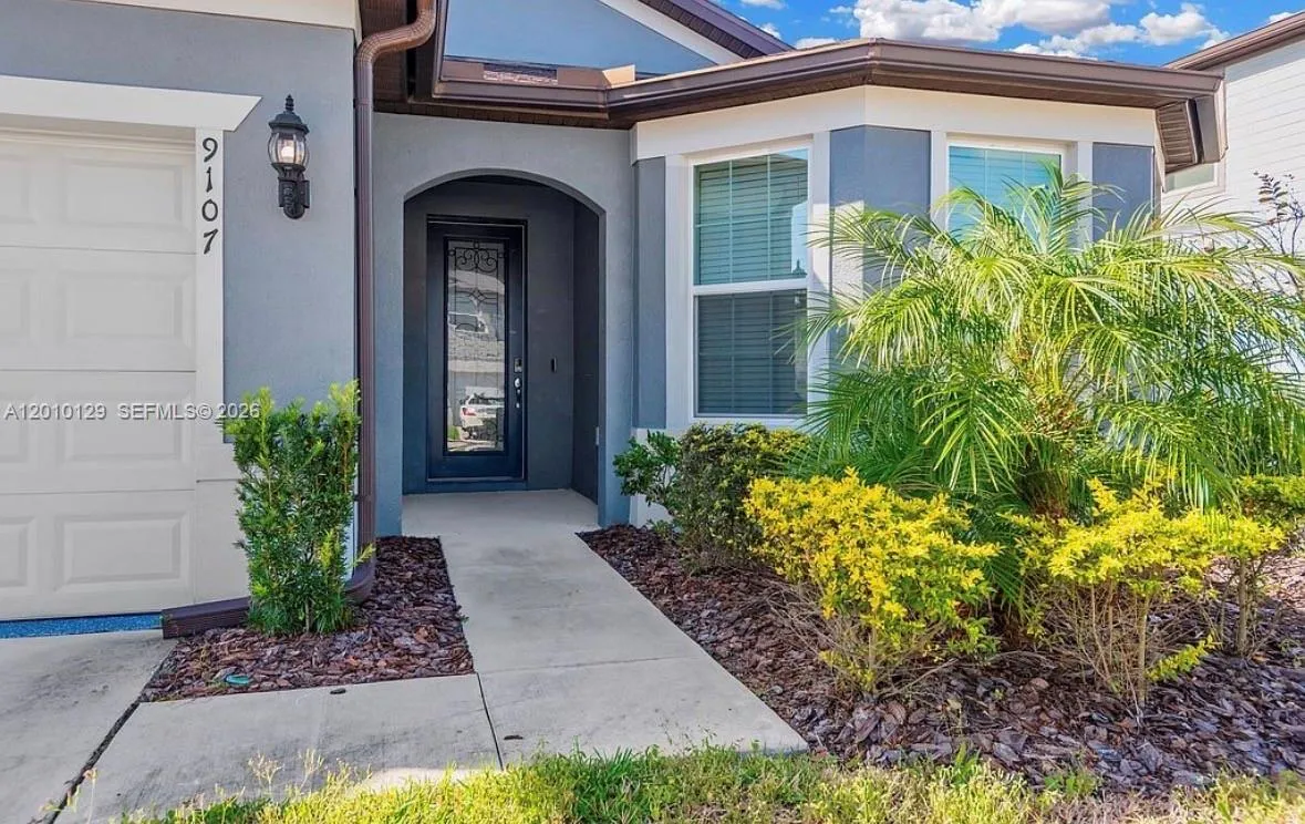 9107 Rally Spring Loop, Other City - In The State Of Florida FL 33545
