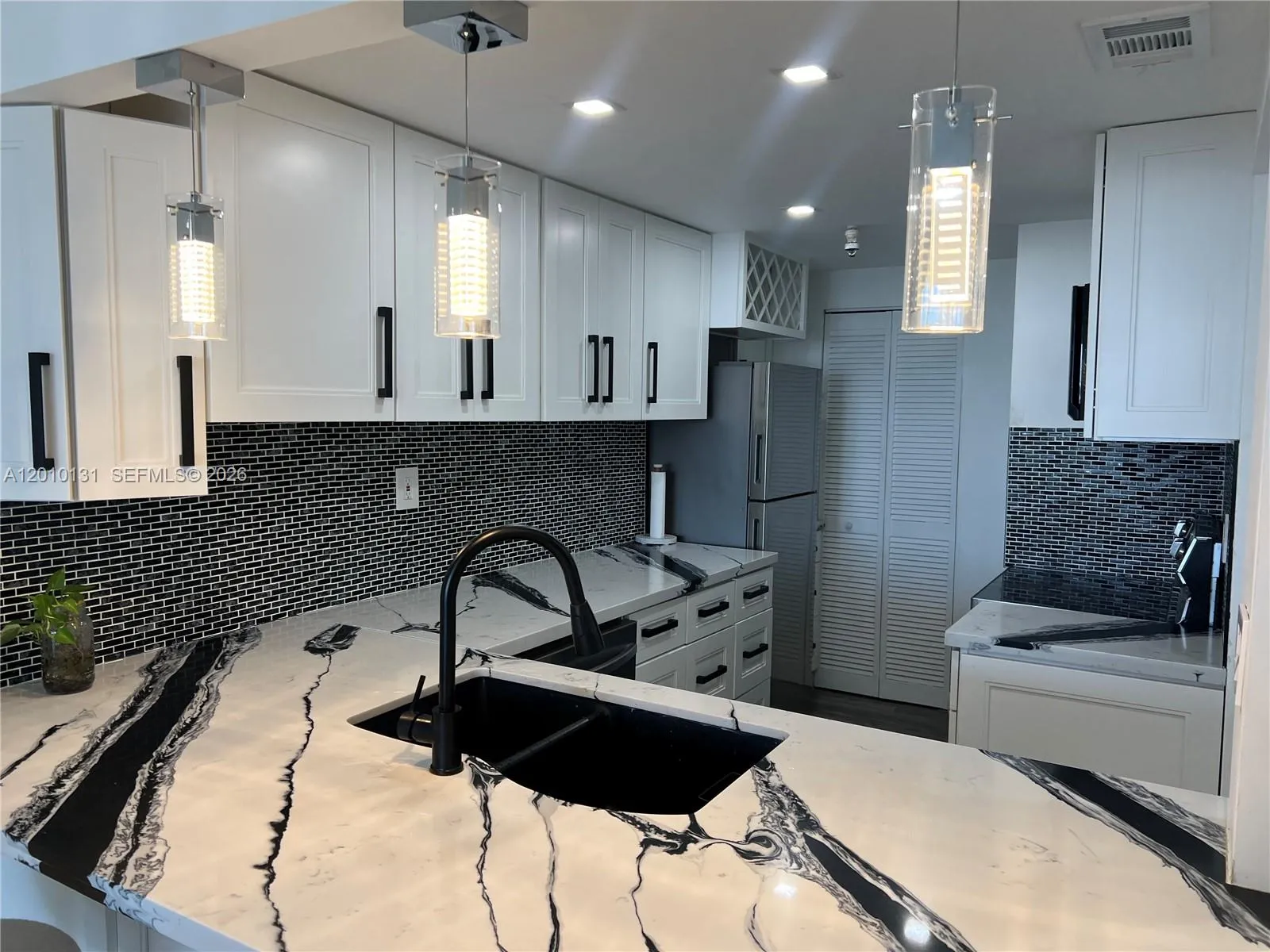 1717 N Bayshore Dr # 3039, Miami FL 33132