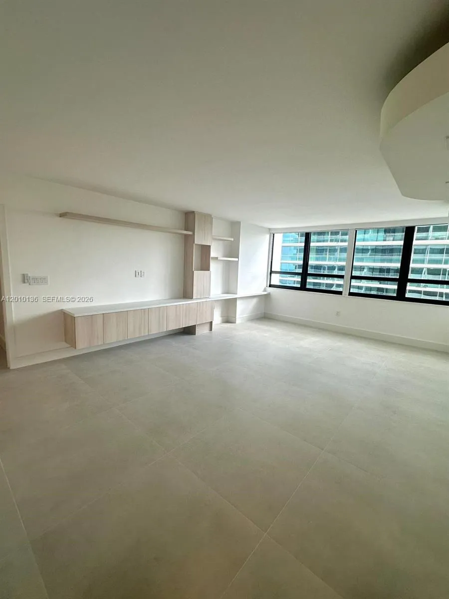10205 Collins Ave # 907, Bal Harbour FL 33154