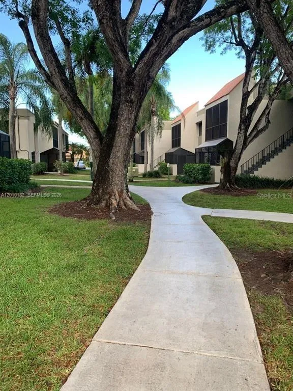 7923 SW 104th St # 214F, Miami FL 33156