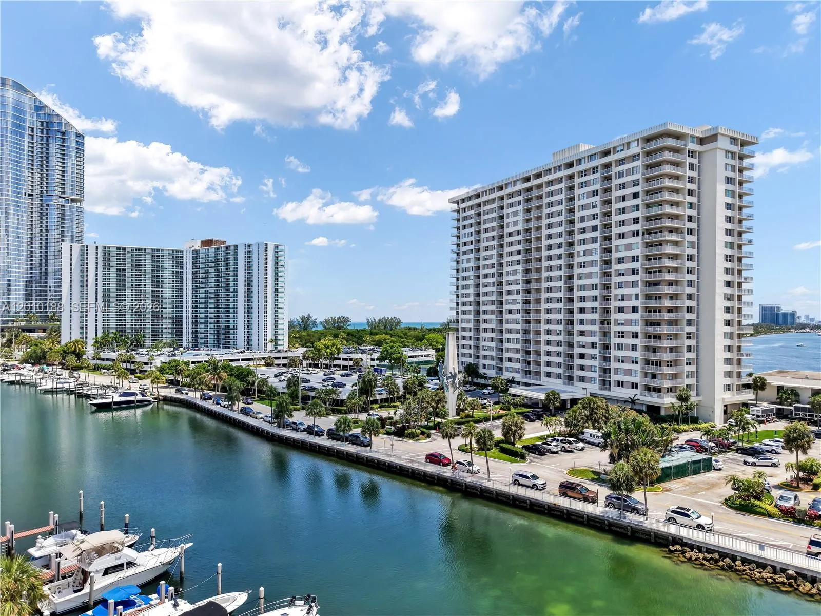 300 Bayview Dr # 605, Sunny Isles Beach FL 33160