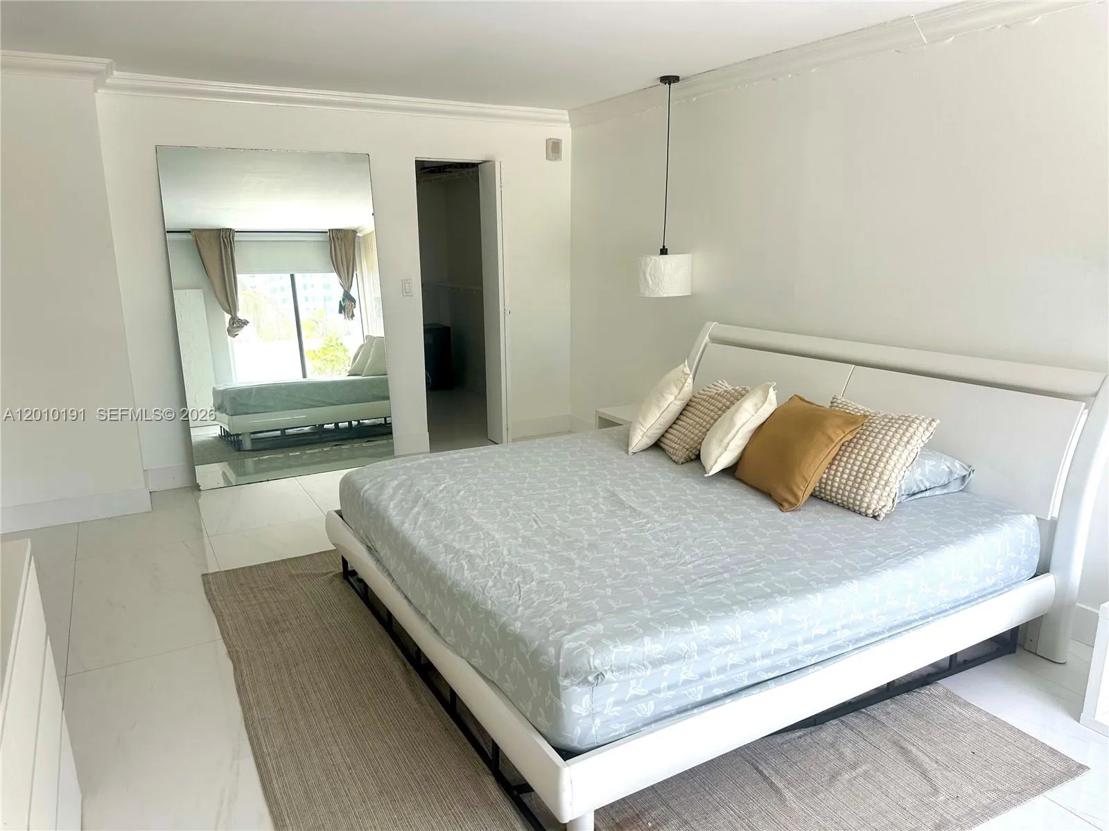 1800 Collins Ave # 5D, Miami Beach FL 33139