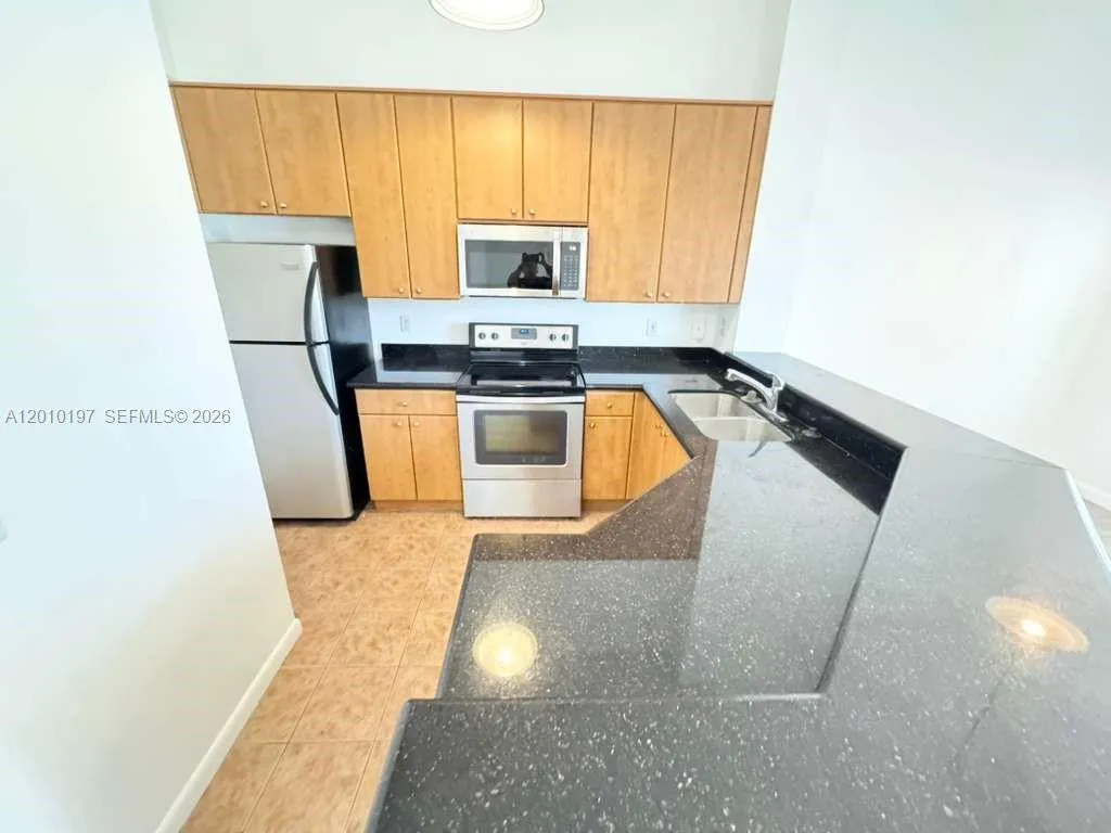 4767 Via Palm Lks # 204, West Palm Beach FL 33417