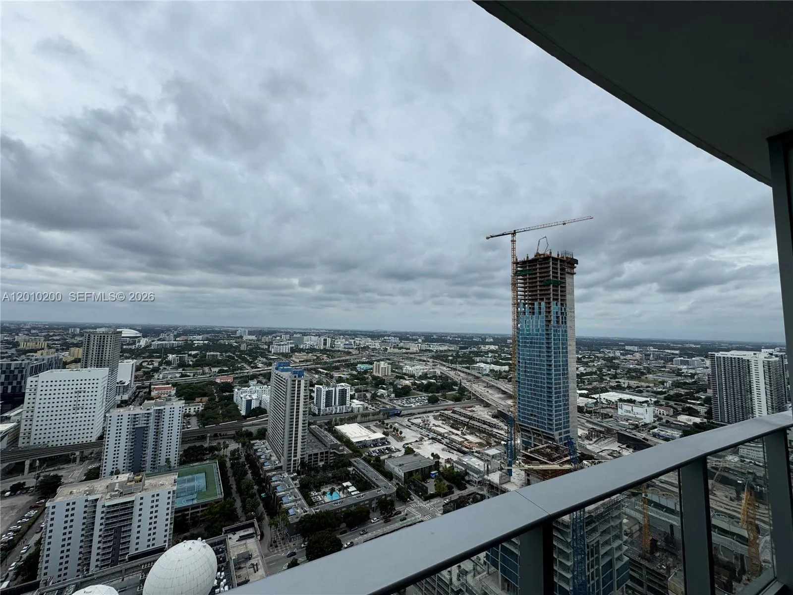 851 NE 1st Ave # 3806, Miami FL 33132