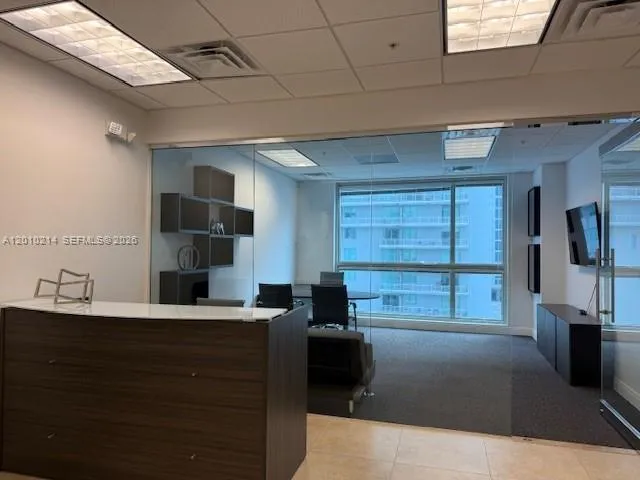 175 SW 7th St # 1605, Miami FL 33130