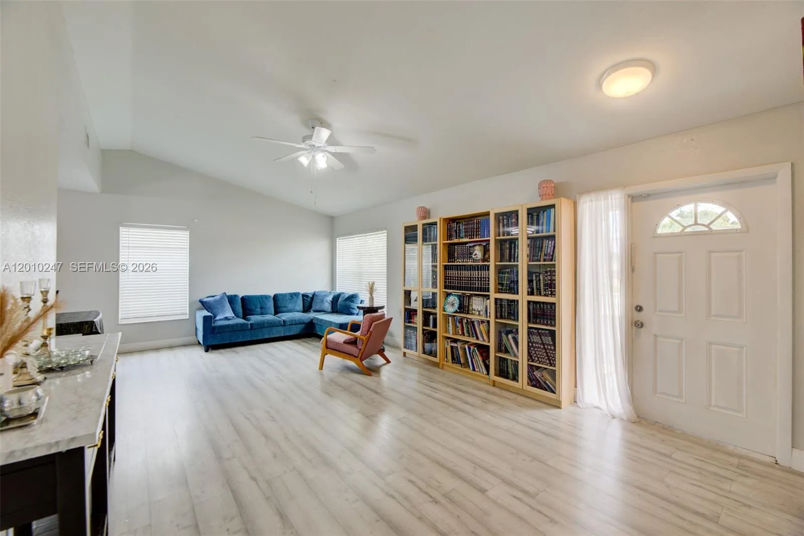 7454 NW 48th Pl, Lauderhill FL 33319