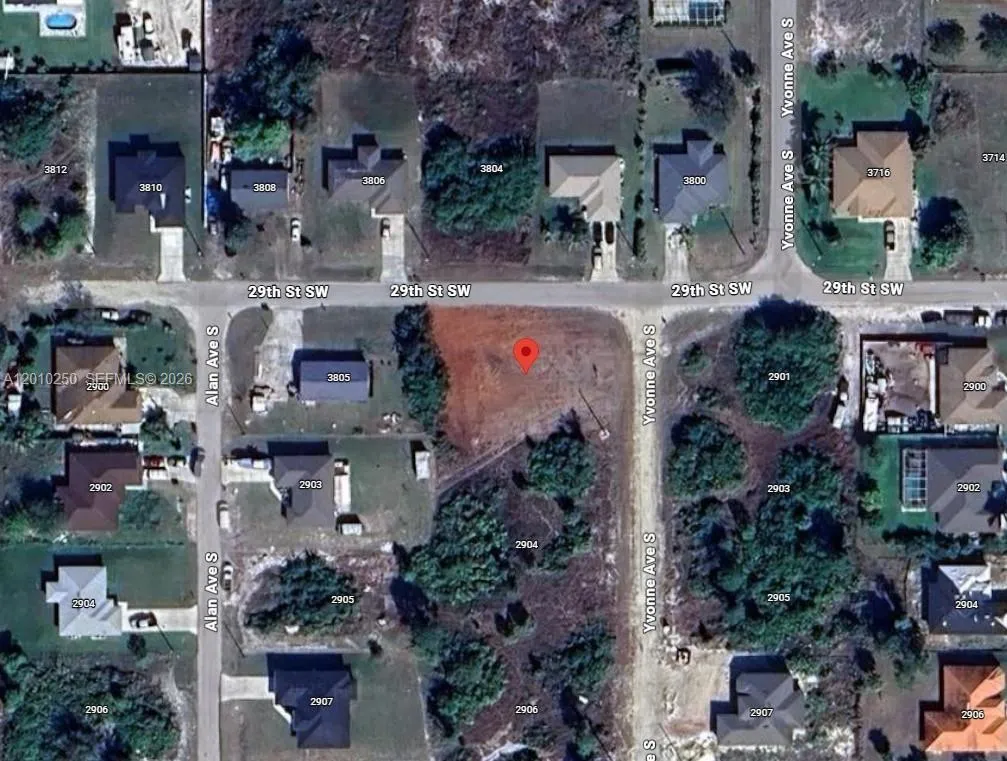 2900 S Yvonne, Lehigh Acres FL 33976