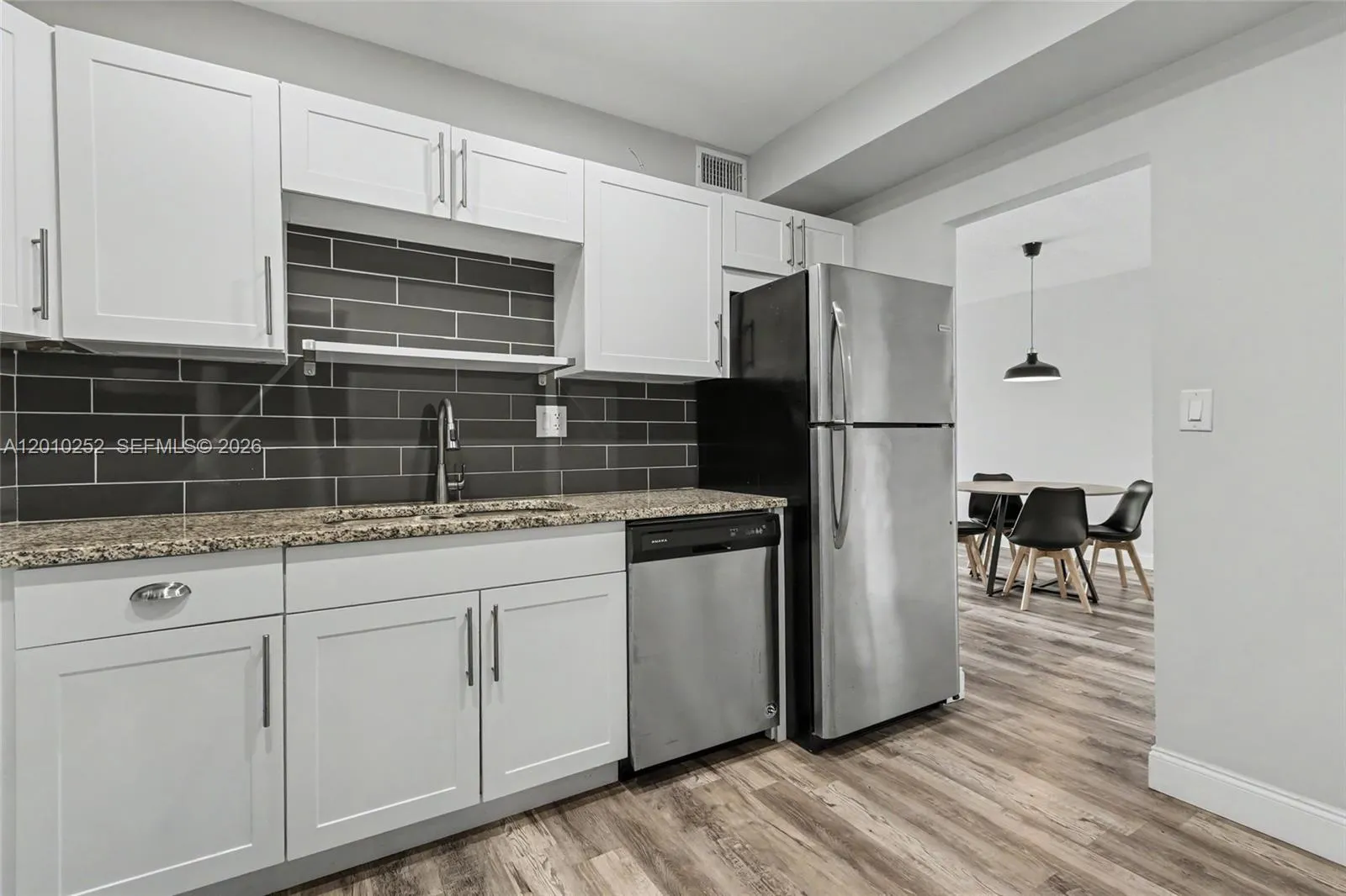 500 Bayview Dr # 727, Sunny Isles Beach FL 33160