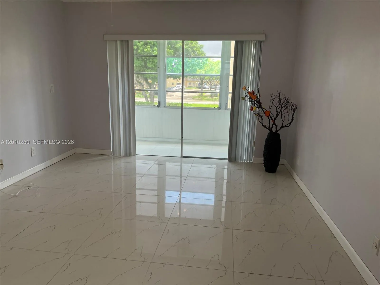 200 Ashbury Rd # 208, Hollywood FL 33024