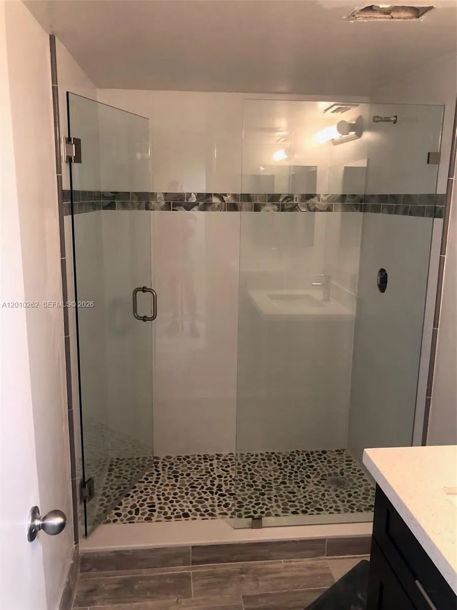 8590 SW 212th St # 303, Cutler Bay FL 33189