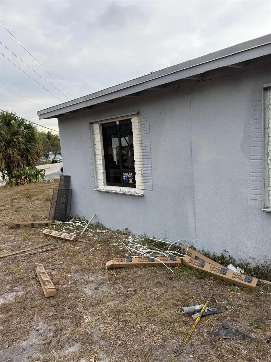 1501 NW 3rd Way, Pompano Beach FL 33060