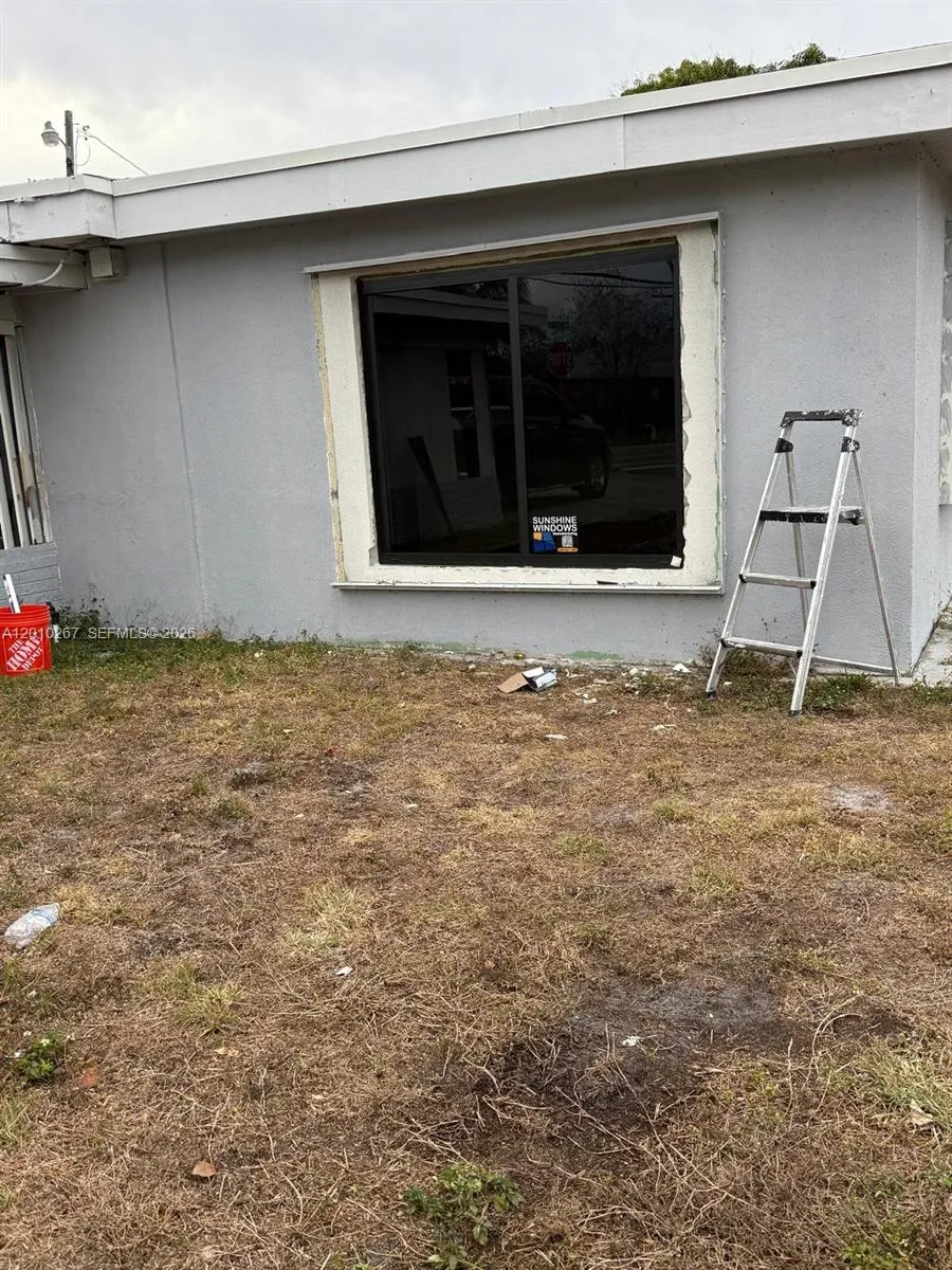 1501 NW 3rd Way, Pompano Beach FL 33060