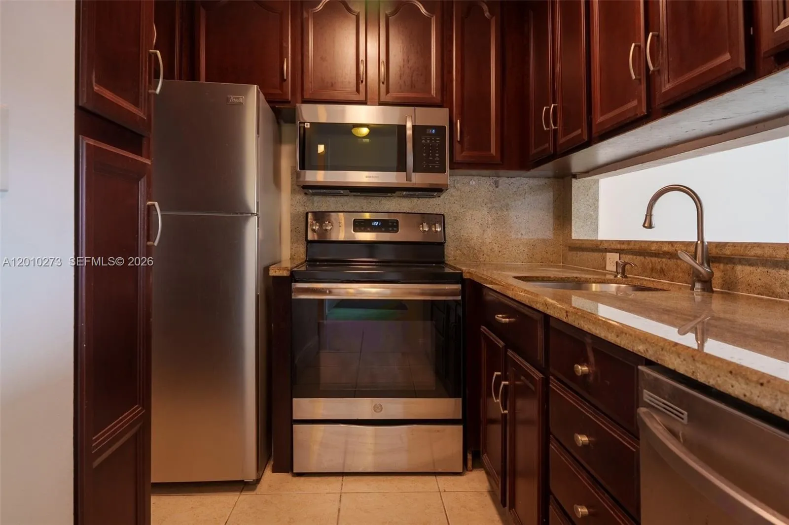 2935 NE 163rd St # 5T, North Miami Beach FL 33160