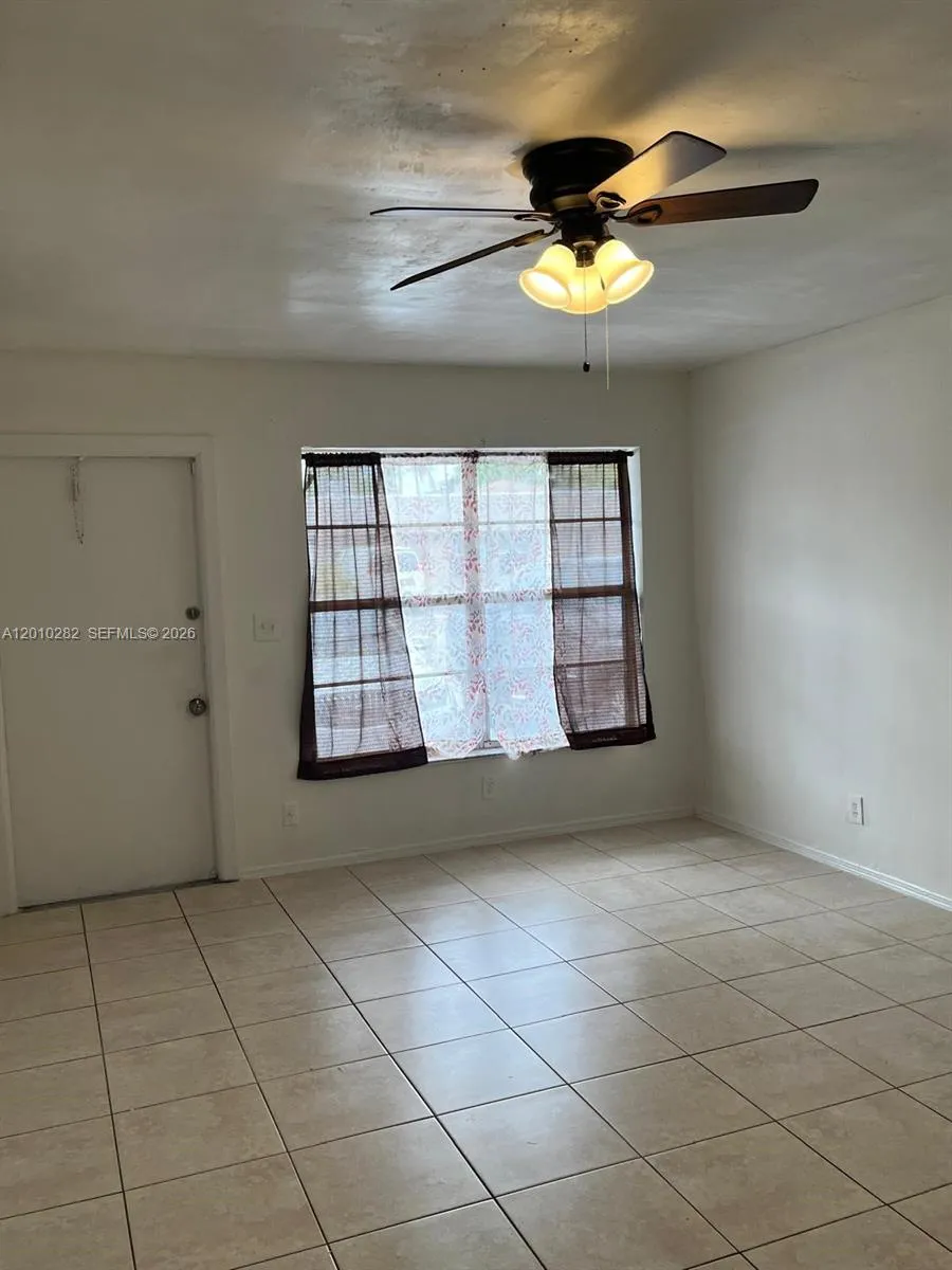 7721 SW 10th Ct # D, North Lauderdale FL 33068