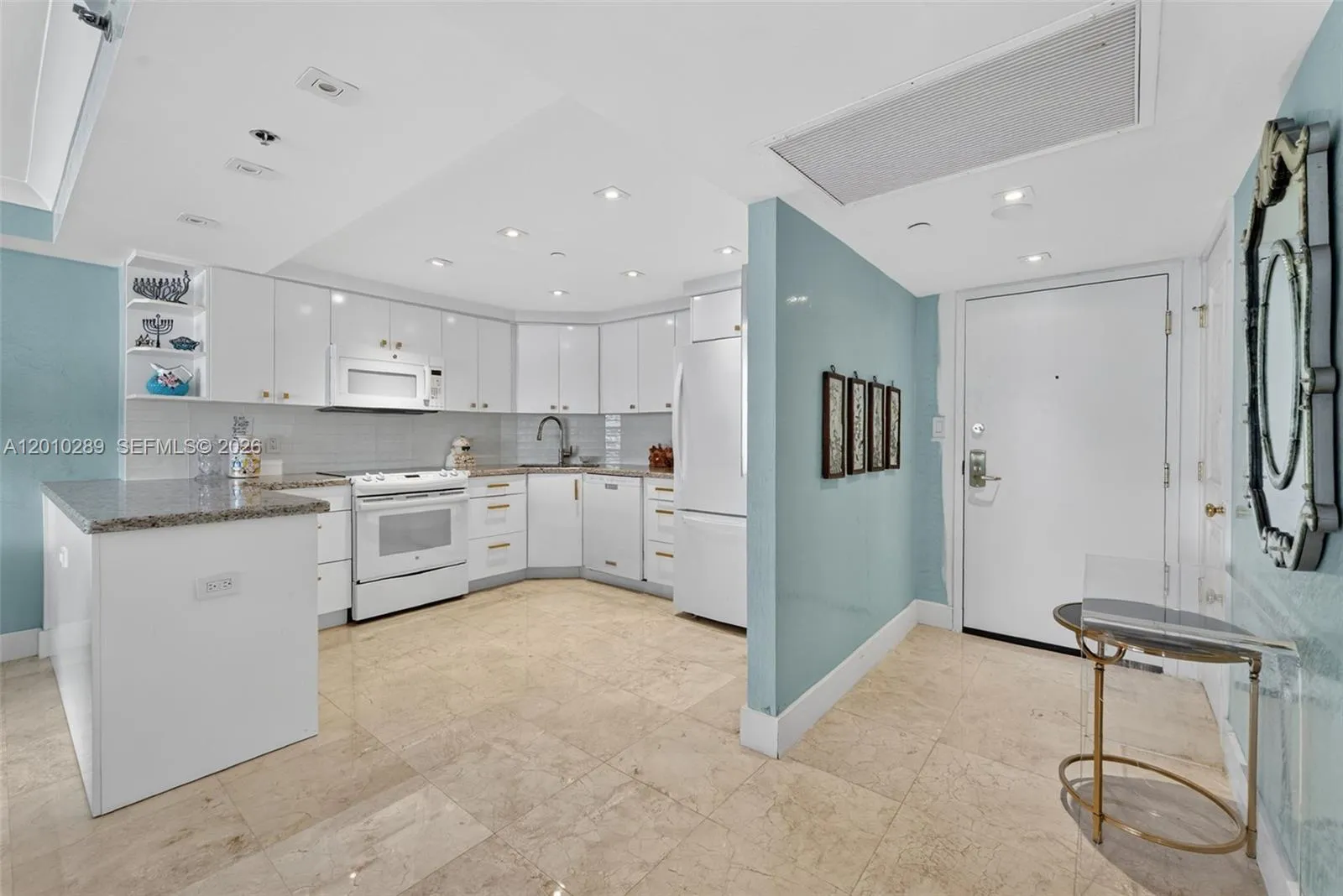 5225 Collins Ave # 1519, Miami Beach FL 33140