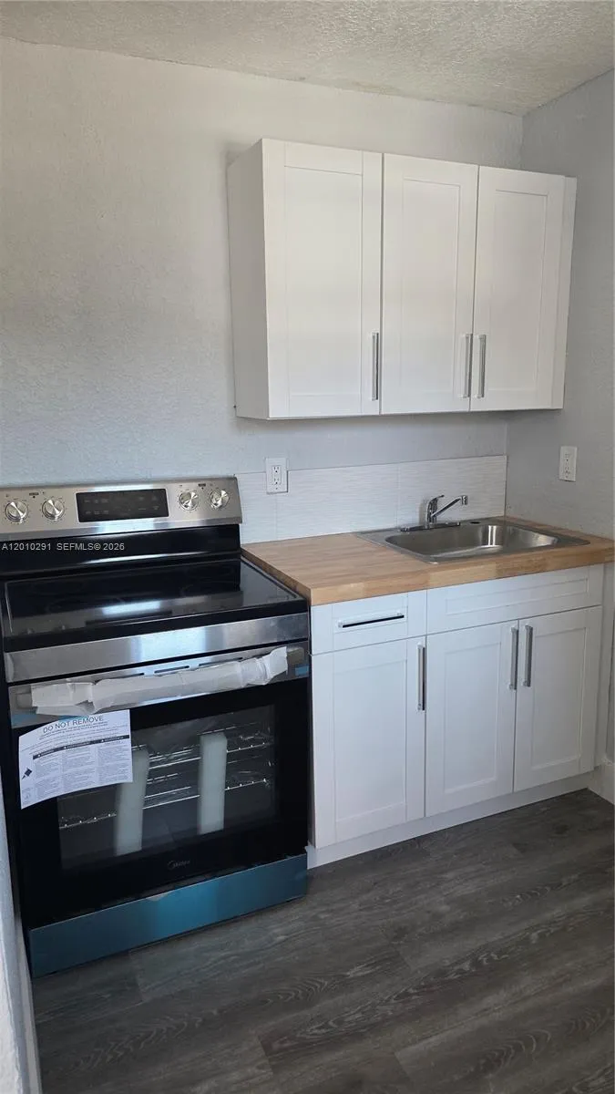 7001 NW 15th Ave # 23, Miami FL 33147